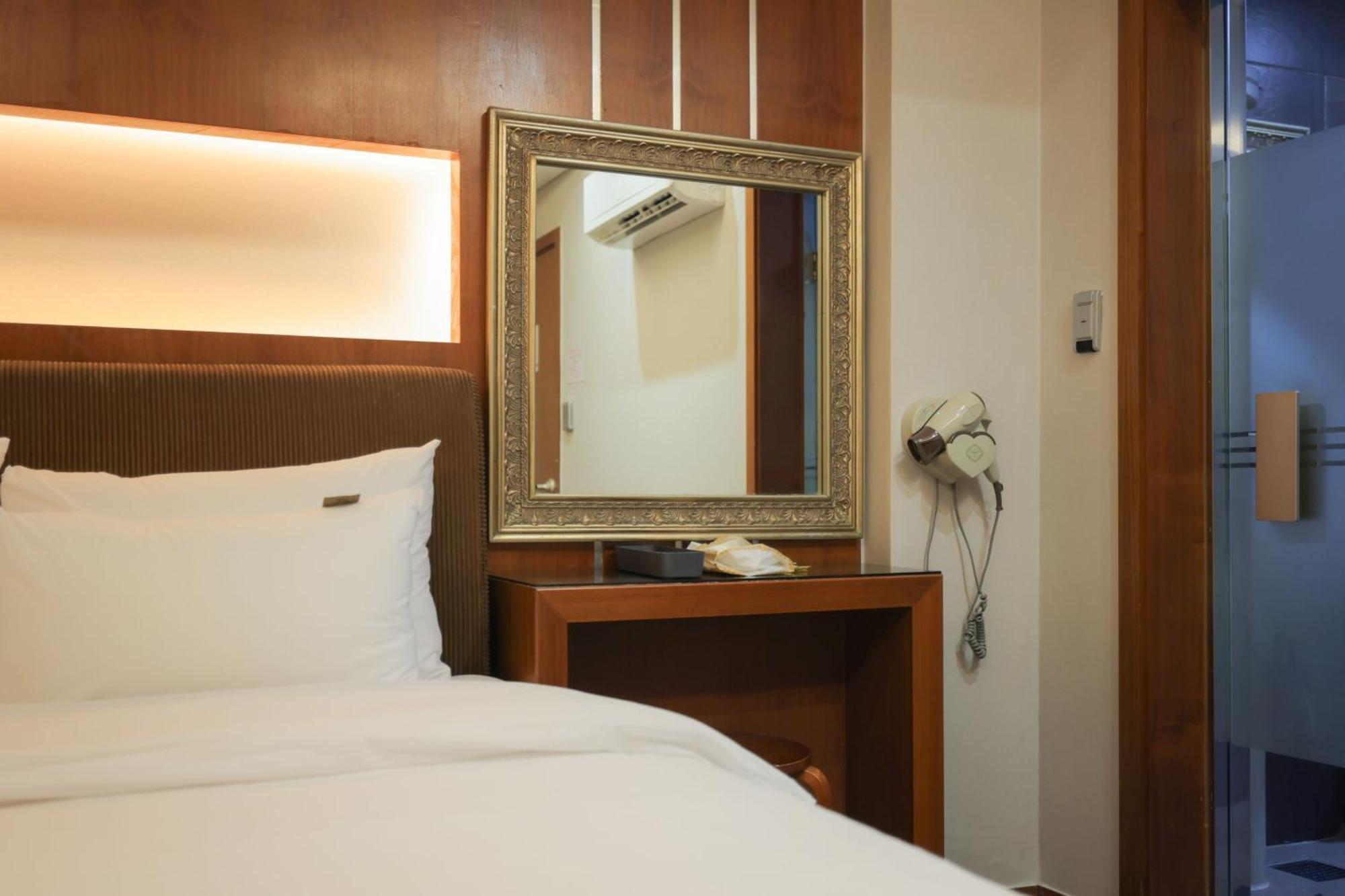 Motel New Day Gangnam Seul